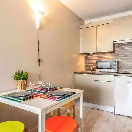 Apartment Victoria Surf-11 By Interhome