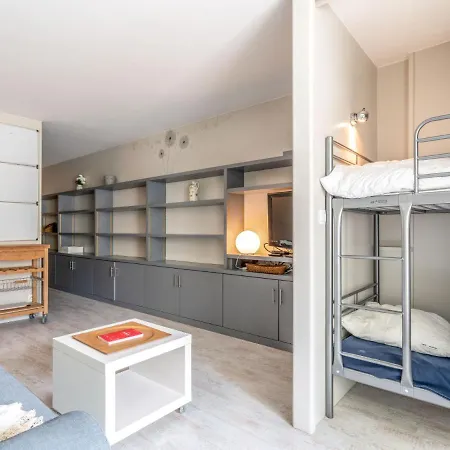 Lejlighed Victoria Surf-11 By Interhome